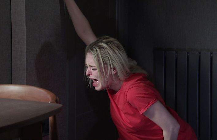 LAUREN - CORONATION STREET - ITV