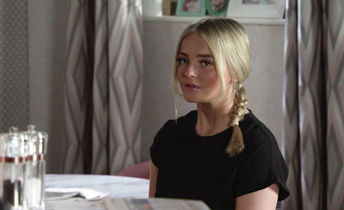 KELLY - CORONATION STREET - ITV