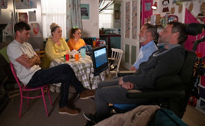 KIT - BERNIE - GEMMA - BILLY - PAUL - CORONATION STREET - ITV