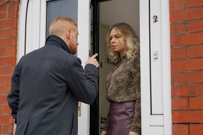 Gary and Laura - Coronation Street - ITV