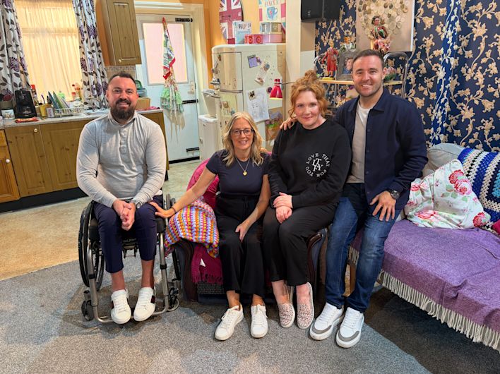 Martin Hibbert, Gabby Hibbert, Jennie and Alan - Coronation Street - ITV