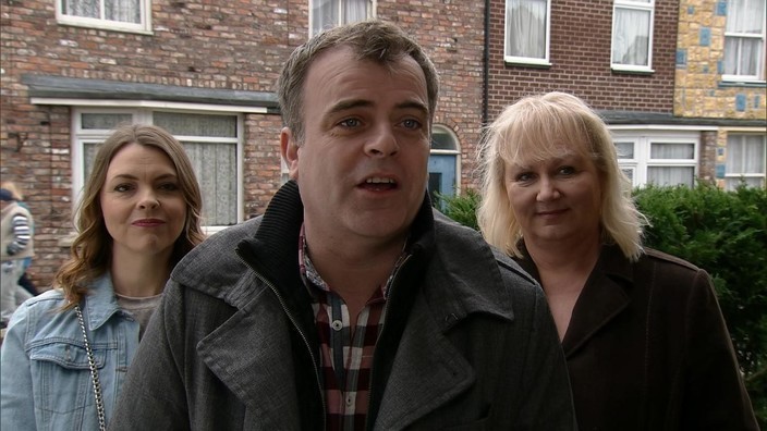 Preview Clips: Wednesday 1st May | Coronation Street