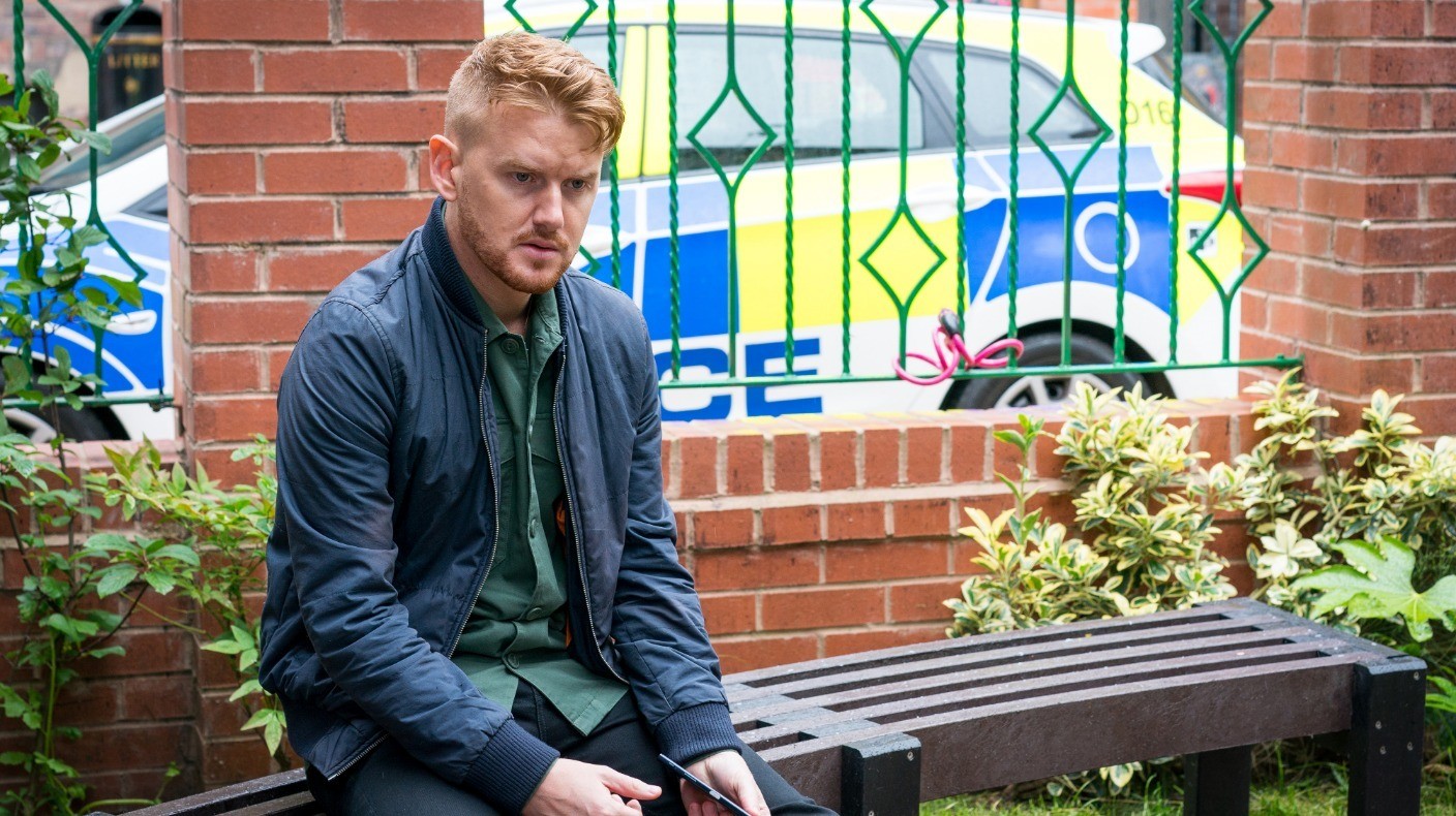 Interview: Scheming Gary | Coronation Street