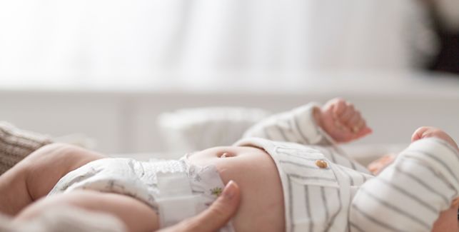Tout Savoir Sur Le Nombril Et Le Cordon Ombilical De Bebe Lillydoo Magazine Tout Savoir Sur Le Nombril Et Le Cordon Ombilical De Bebe Lillydoo Magazine