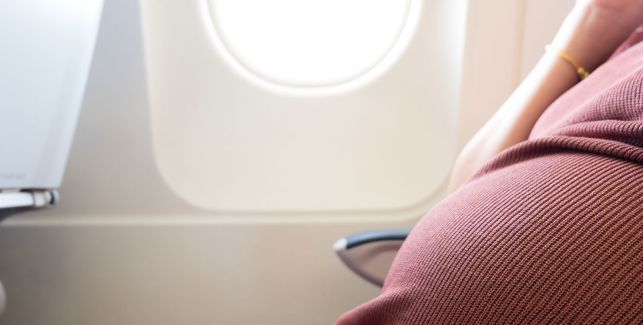 Tipps zum Fliegen in der Schwangerschaft
