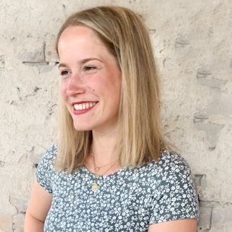 Bild der Physiotherapeutin Kathrin Dötschel Bild der Physiotherapeutin Kathrin Dötschel