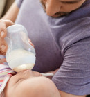 L'allattamento al seno o al biberon? Ecco tutto quello che devi sapere!