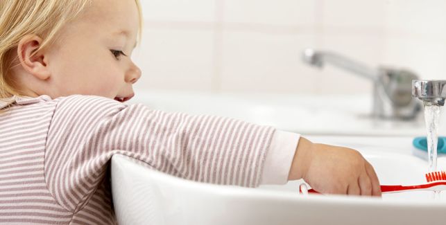 Tipps für die Zahnpflege bei Babys und Kleinkindern