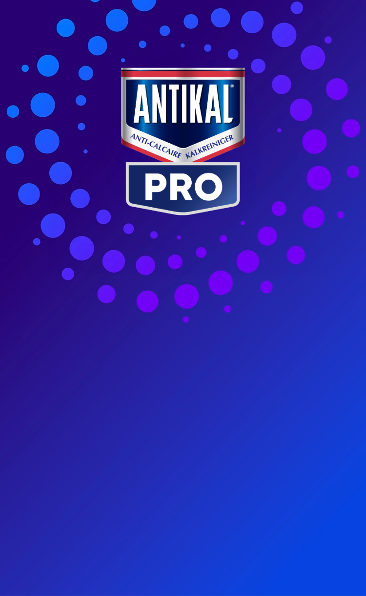 Het Antikal PRO-logo op een paarse en blauwe achtergrond met decoratieve cirkels. Het logo bevat de tekst 'Kalkreiniger' en 'Anti-Calcaire'.