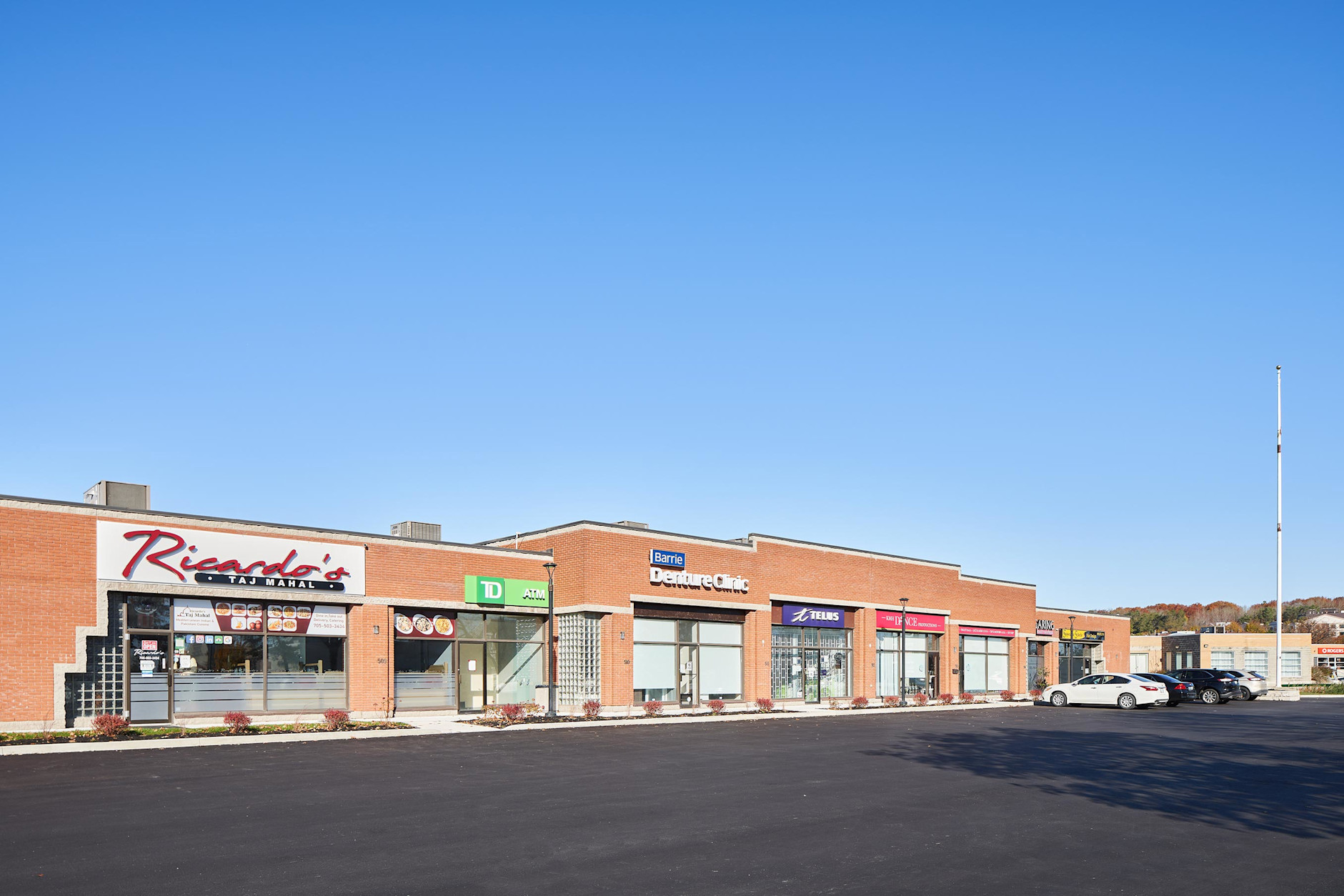 Barrie 35 Cedar Pointe