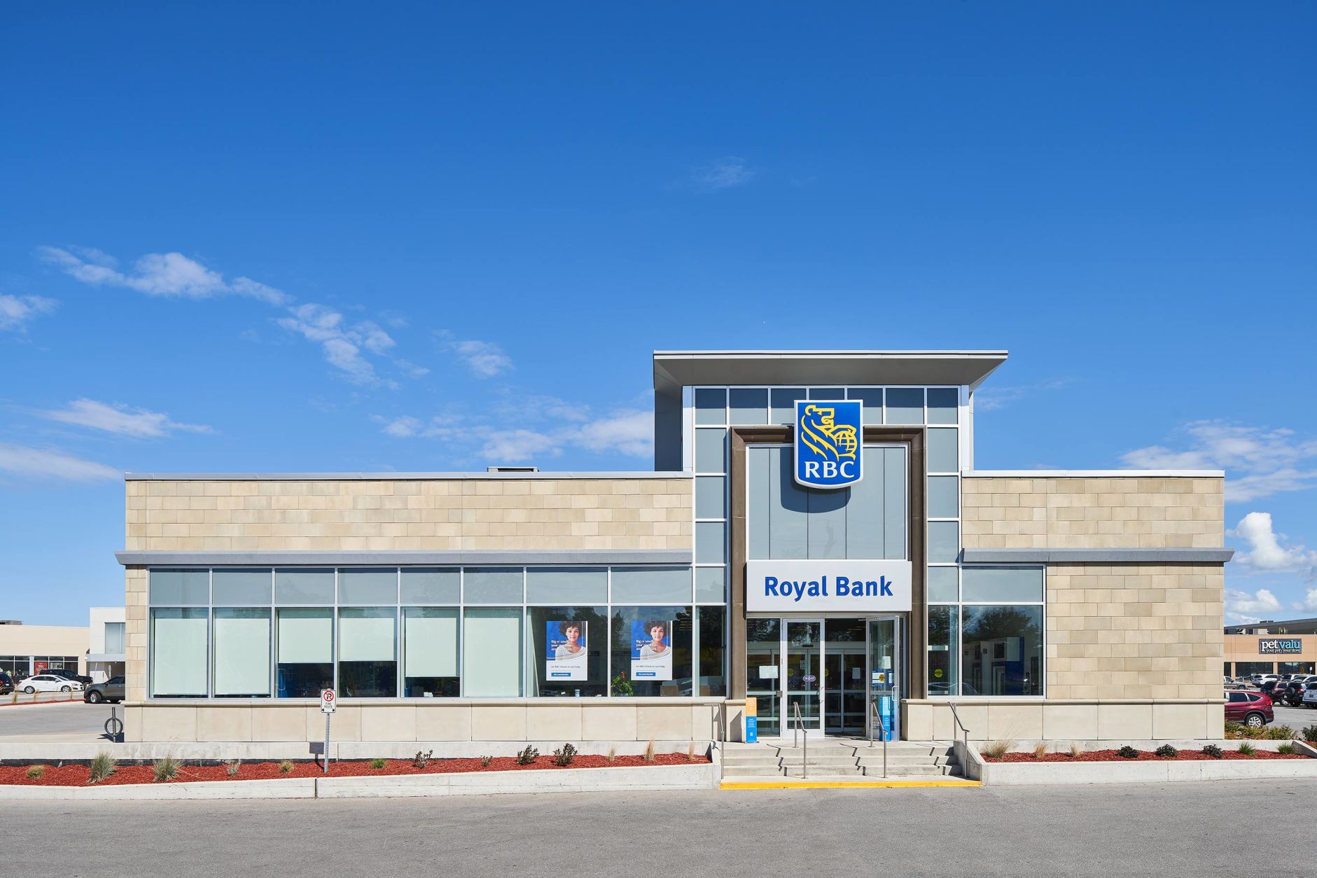 bmo sarnia lambton mall road hours