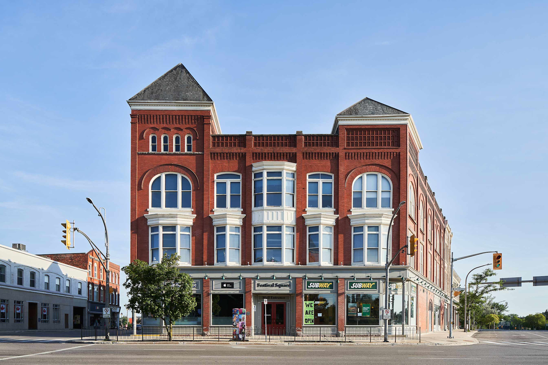 Stratford 10 Downie St Street View