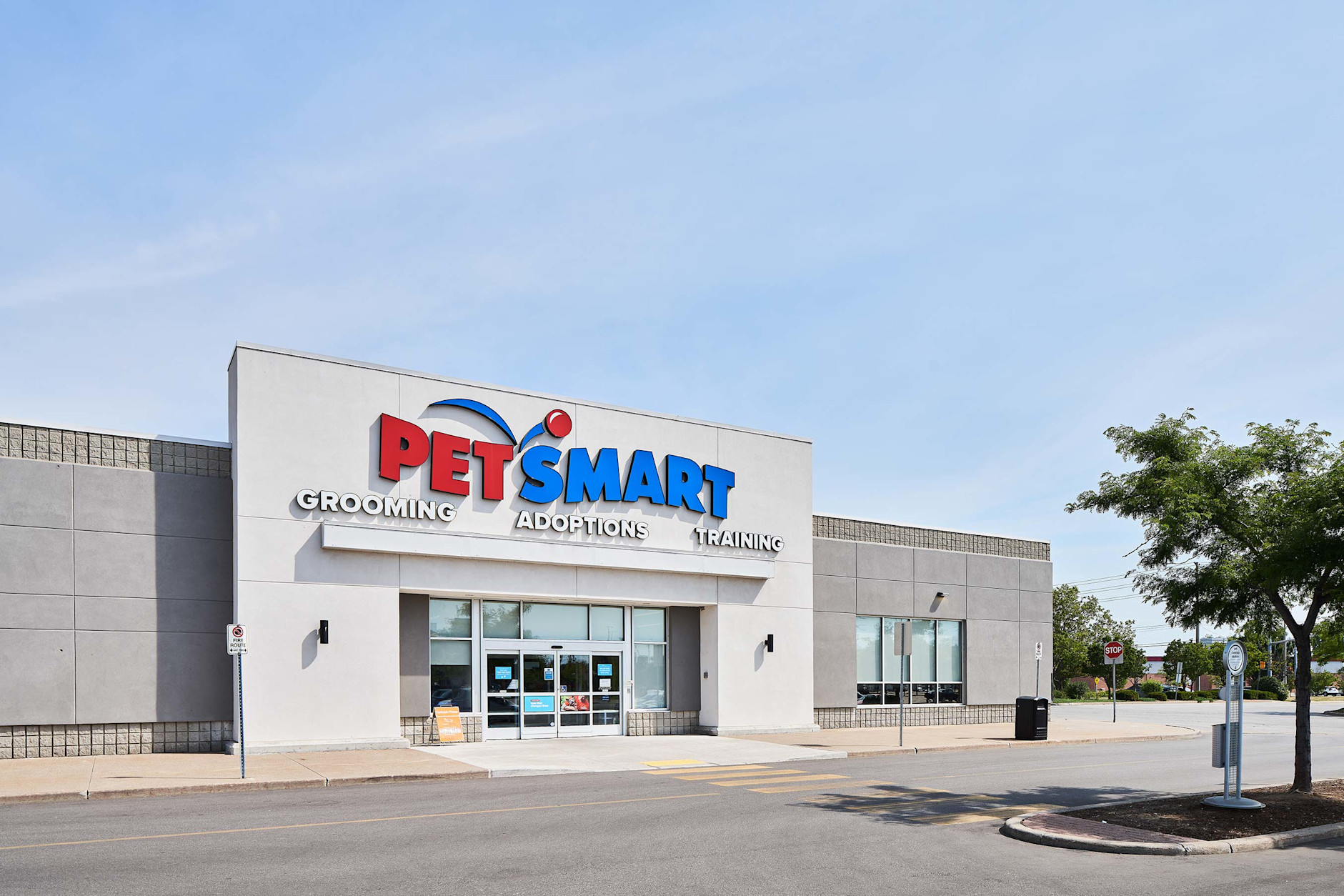 Windsor Tecumseh Mall PetSmart