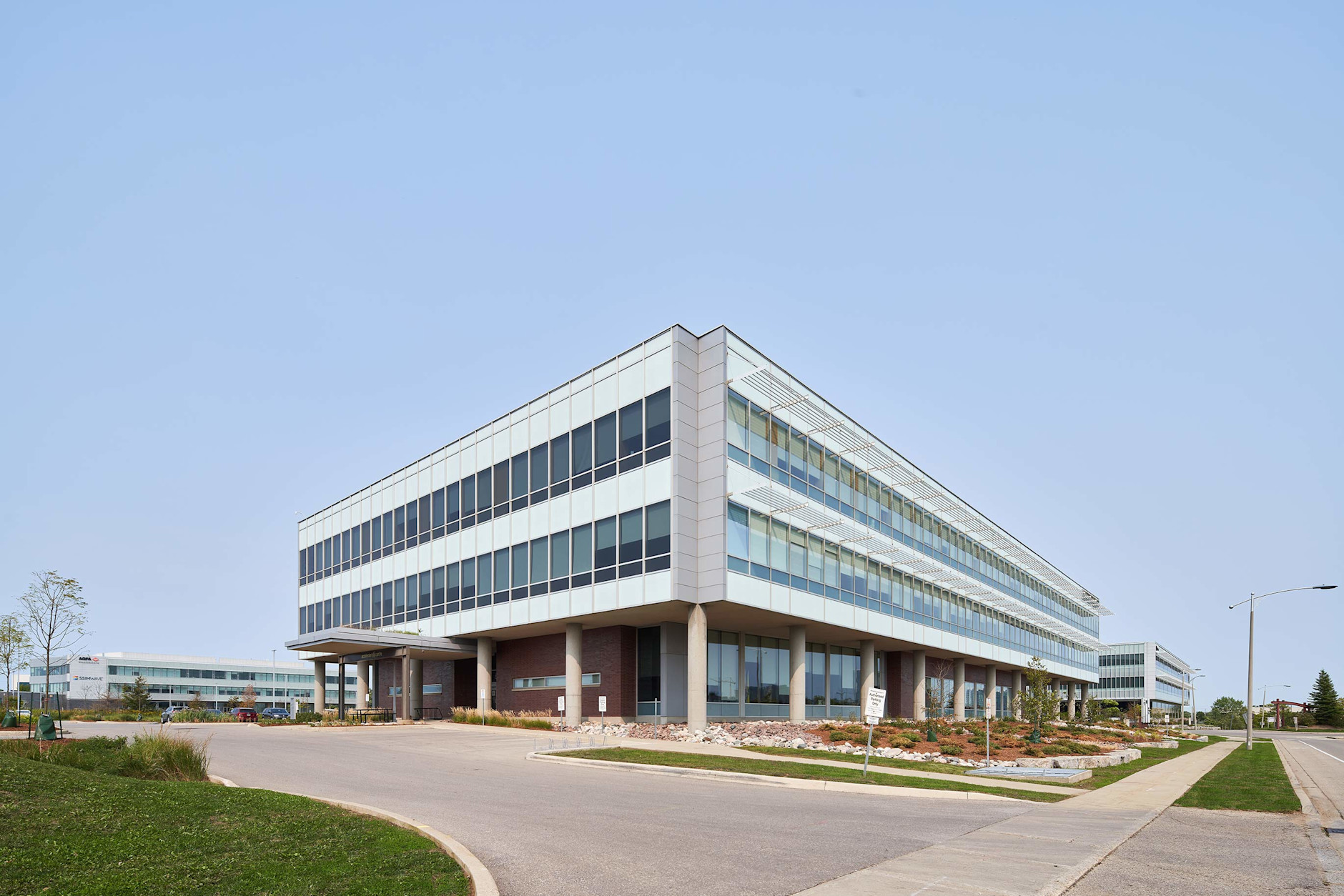 Kitchener Waterloo 295 Hagey Blvd