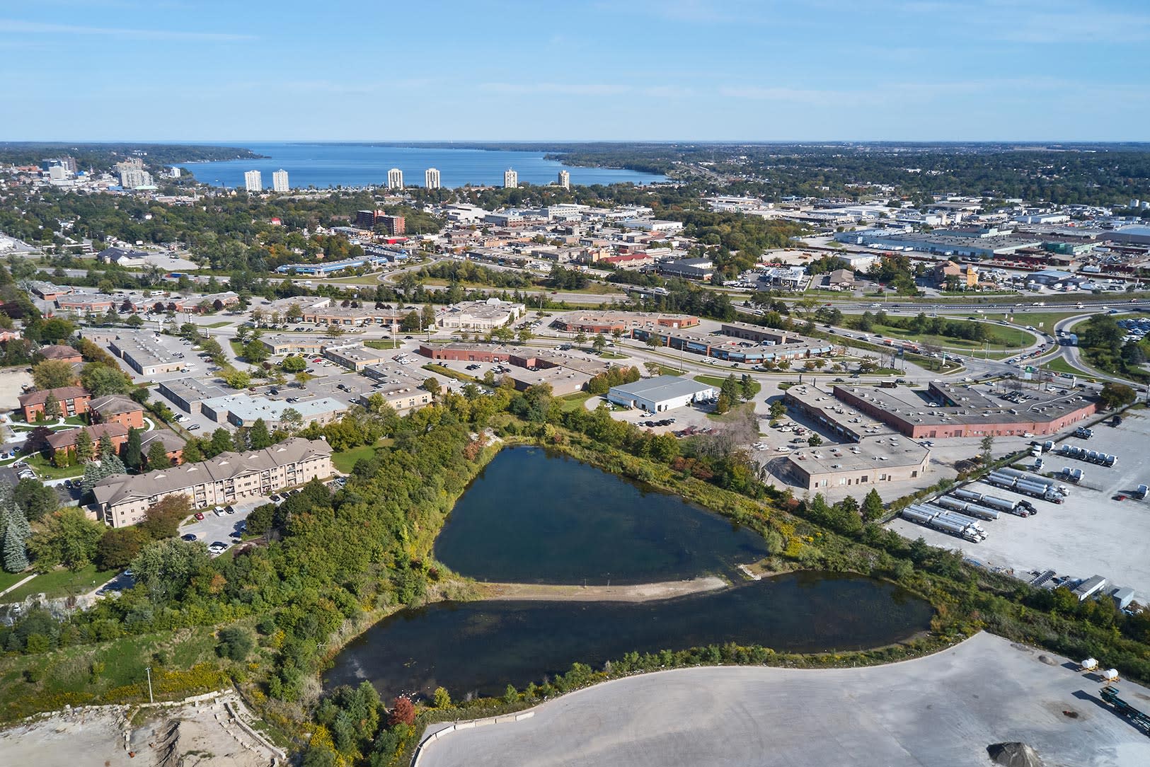 Barrie 35 Cedar Pointe