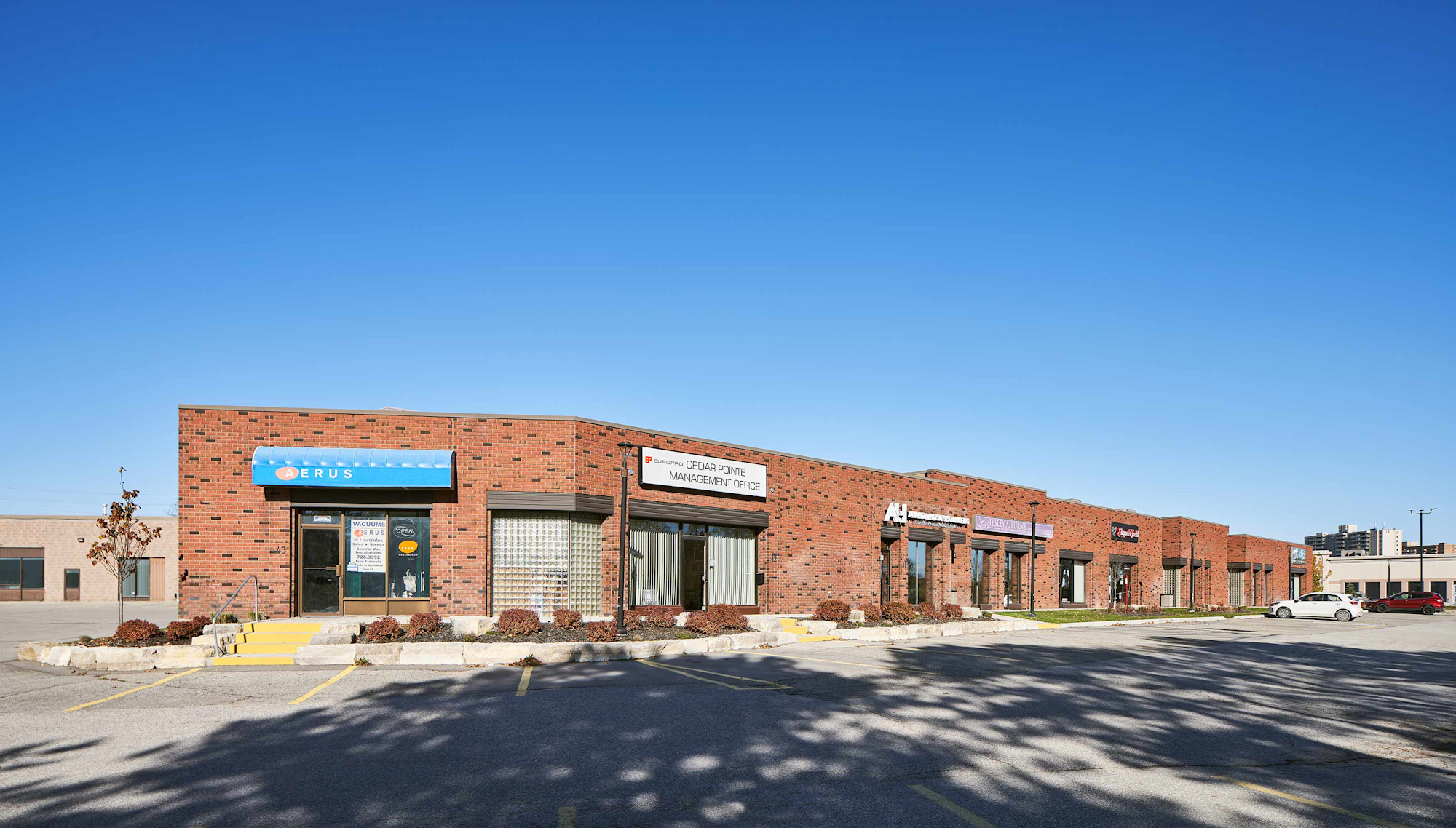 Barrie 35 Cedar Pointe