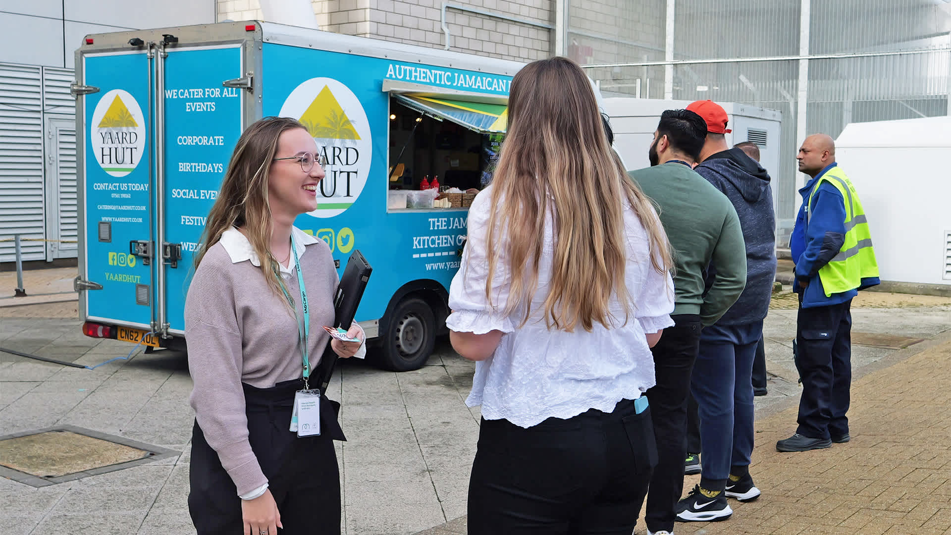 Food truck image