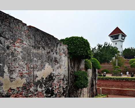 伍仟年--鄭成功遺師復神州