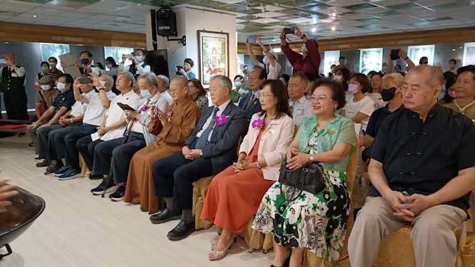 五榕畫會年度聯展「坐看雲起時」佛光緣登場