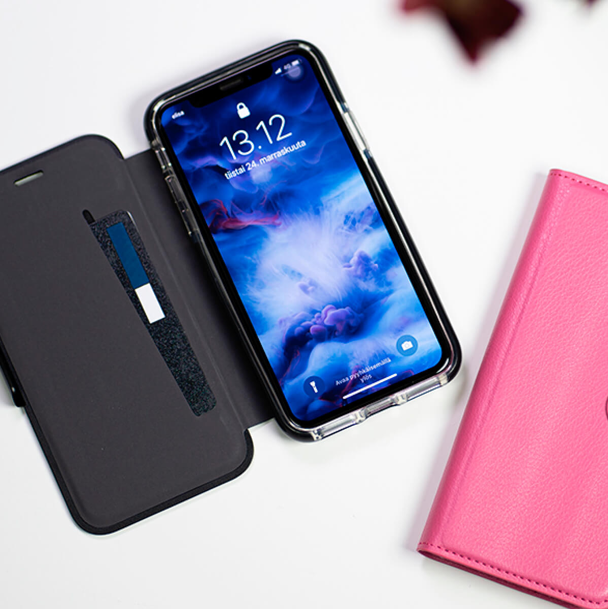 Lompakko-Suojakotelo-Musta-1