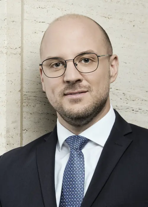 Daniel Dehn - Sales Director, Wholesale Region Mitte