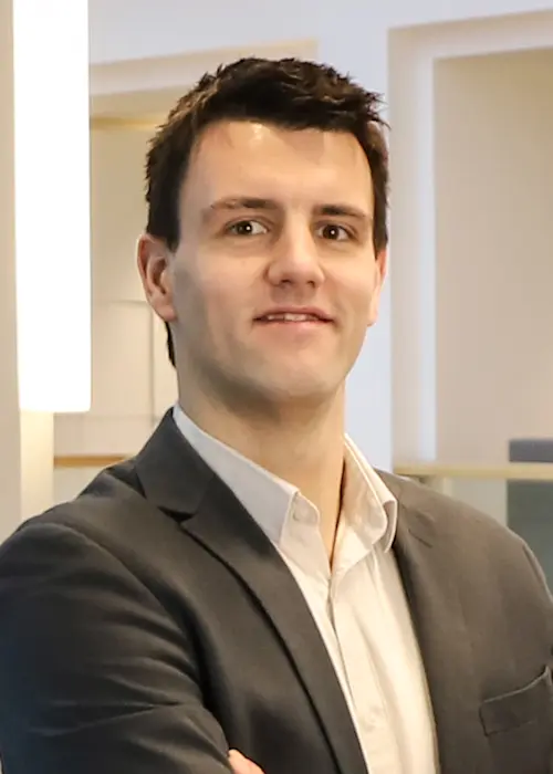 Tobias Hoogteijling - Researcher