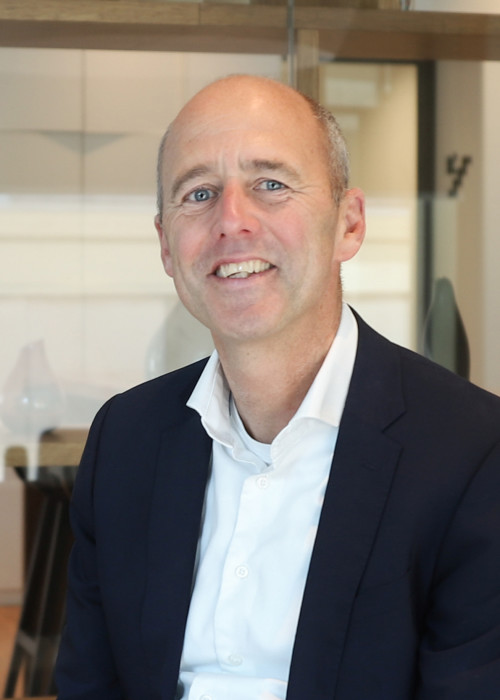 Tim Kruis, CEFA - Country Head Institutional Sales NL