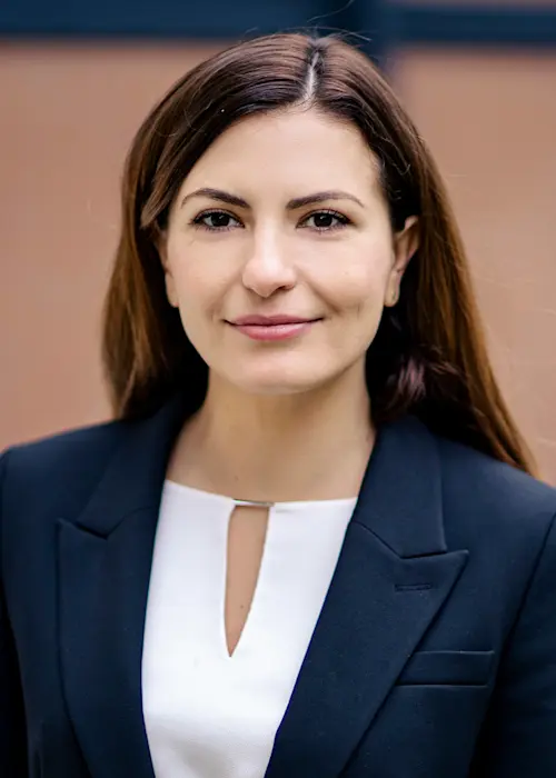 Lejda Bargjo - Client Portfolio Manager