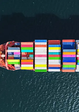 Harvesting factor premiums in EM large-cap stocks