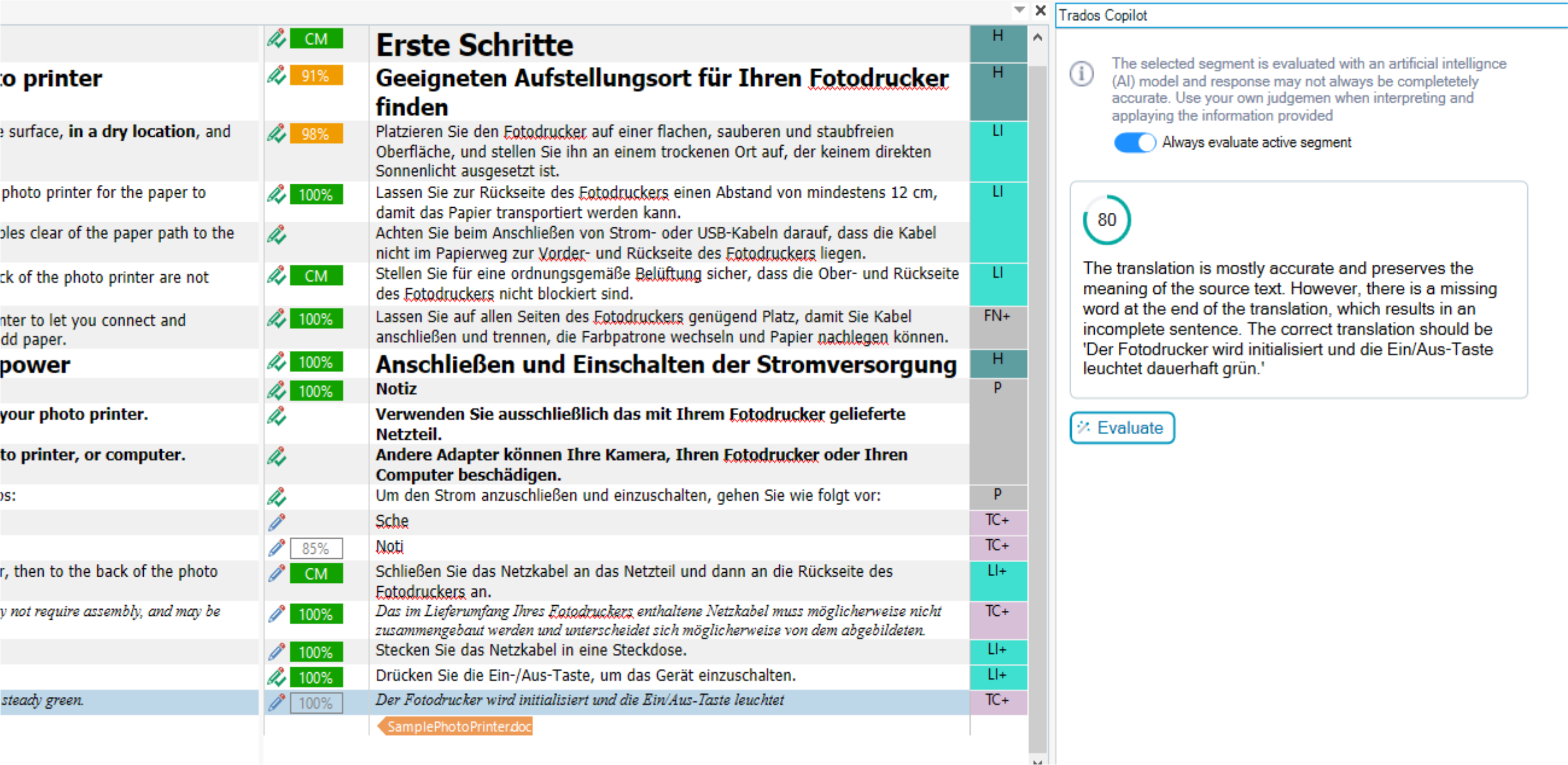 Zrzut ekranu z edytora Trados Studio z otwartym oknem oceny tłumaczenia po prawej stronie.