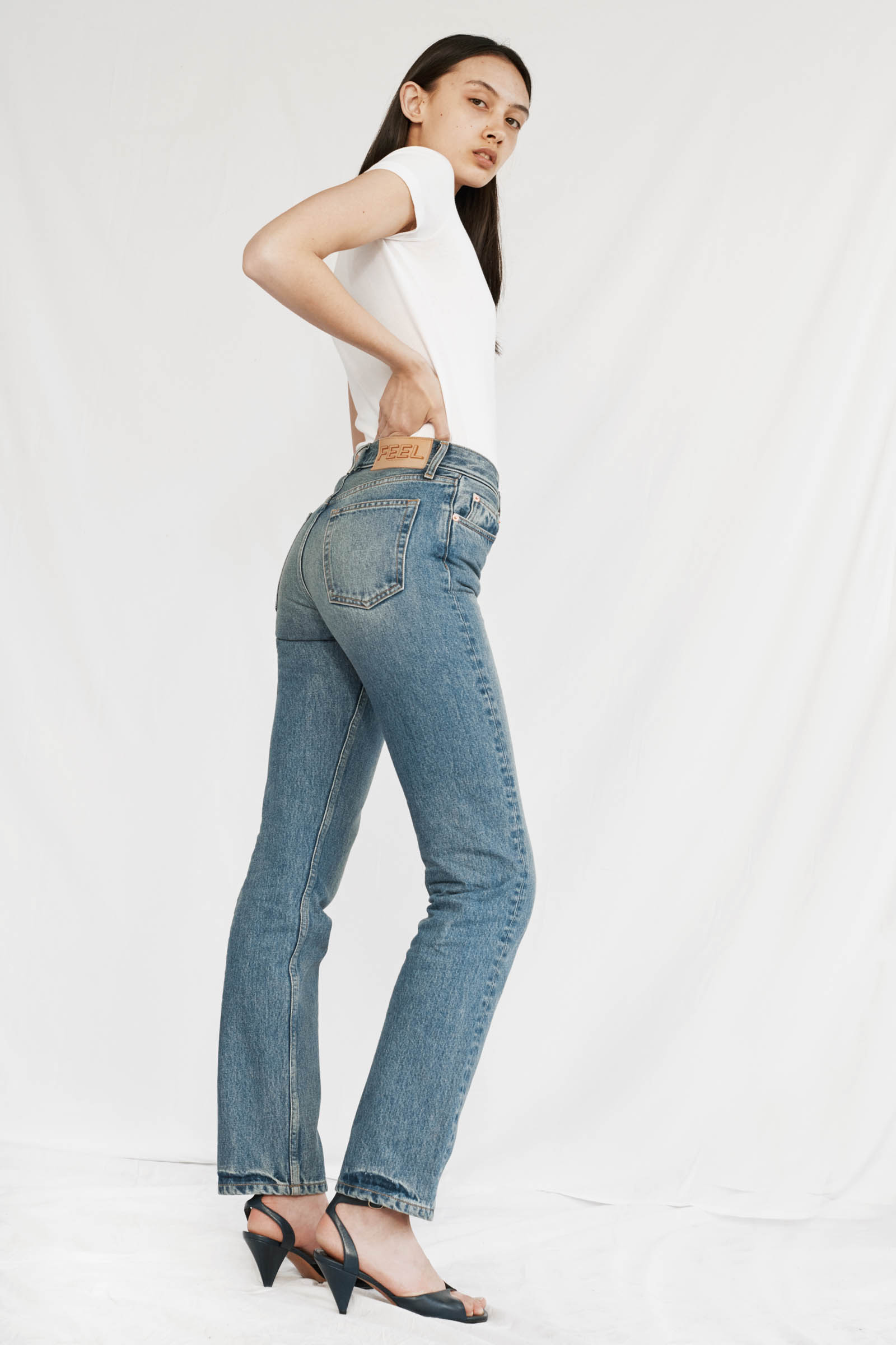 The feel sales studio jeans