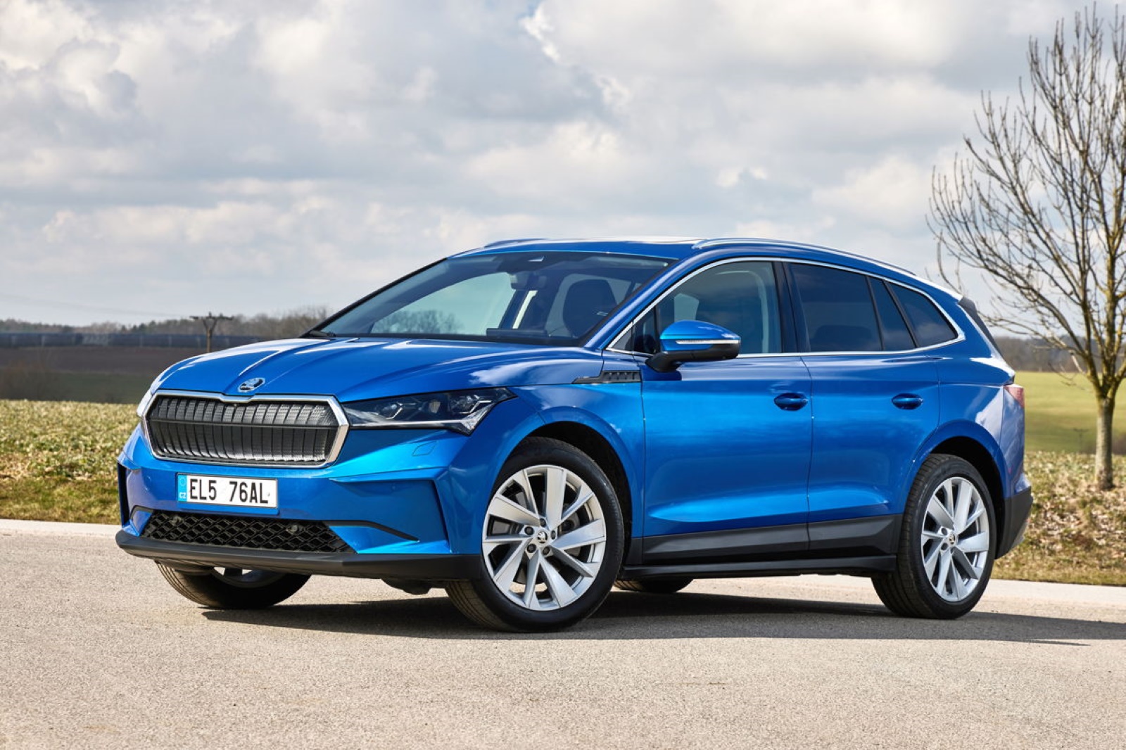 Skoda Enyaq SUV Automaat Front