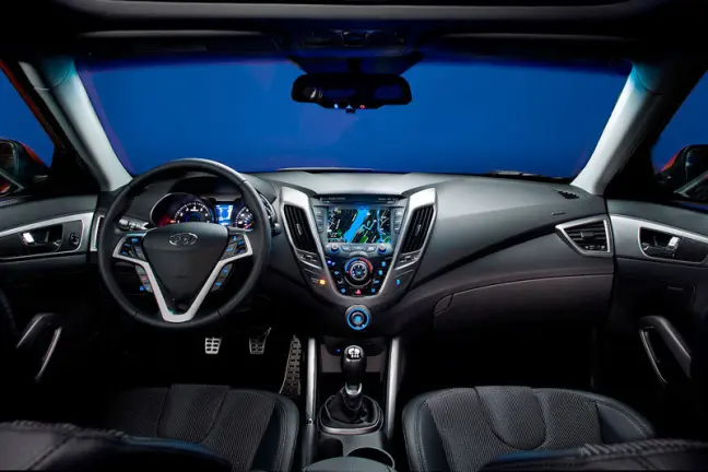 Hyundai Veloster Coupé Interior
