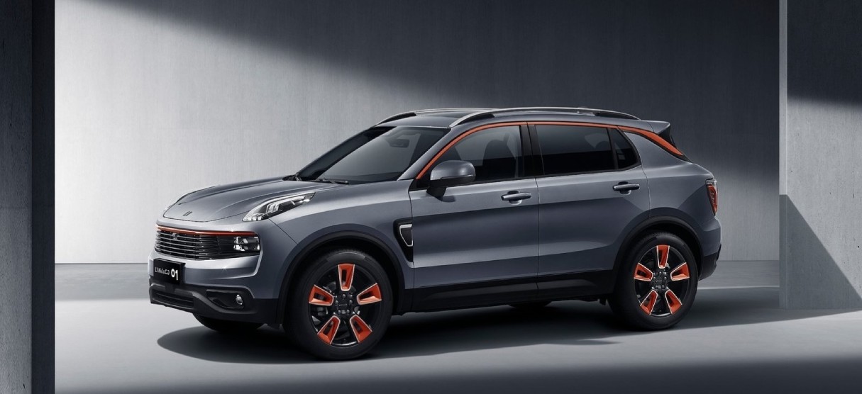 SUV Lynk & Co 01
