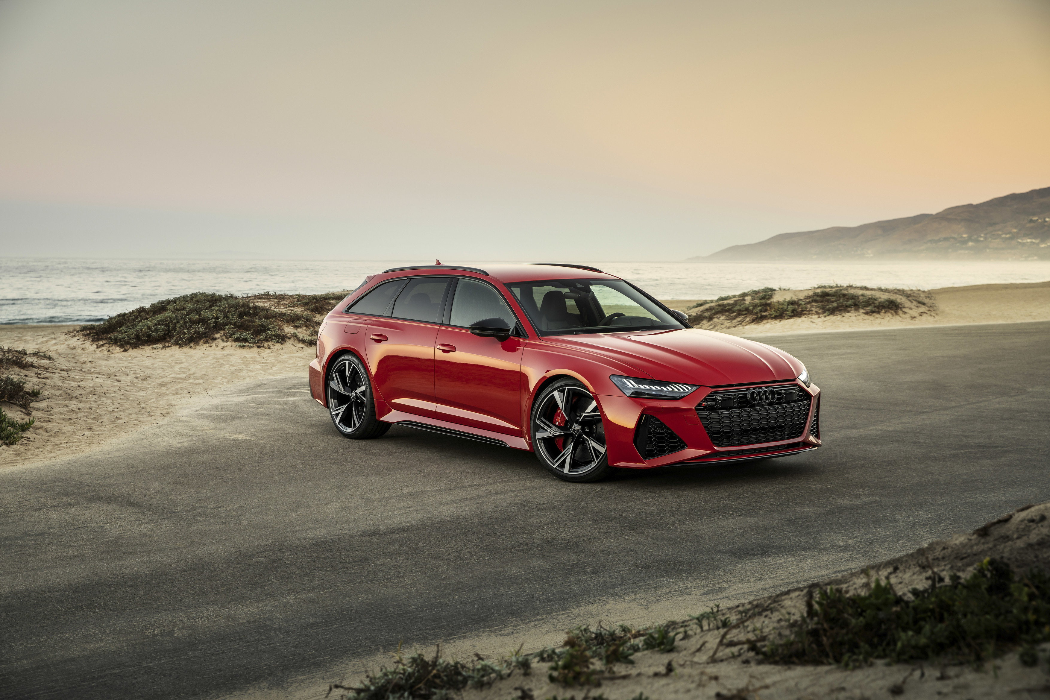 Audi rs6 2022 характеристики