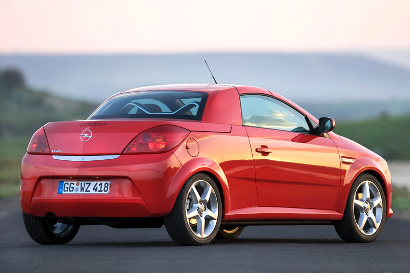 Opel Tigra Cabrio hardtop Rear