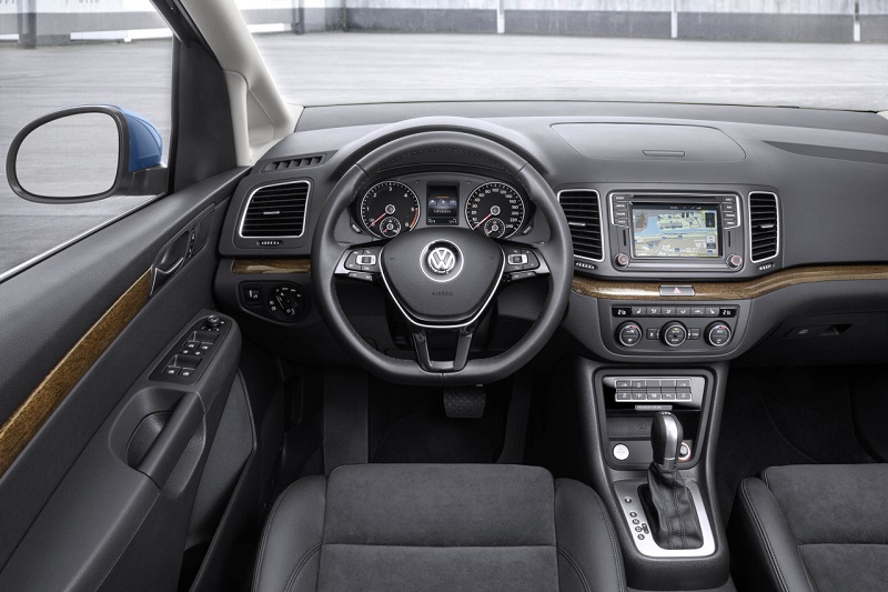 Volkswagen Sharan MPV Interior
