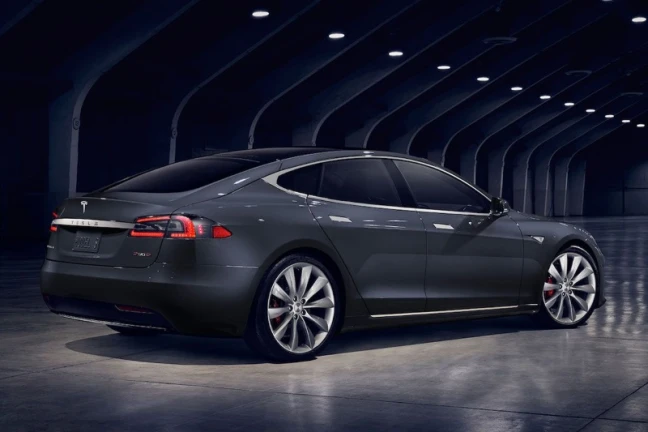 Tesla Model S Hatchback 