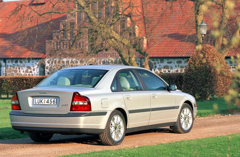 Volvo S80 Sedan Rear