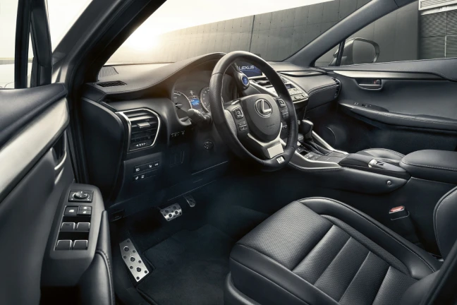 Lexus NX SUV Automaat Interior