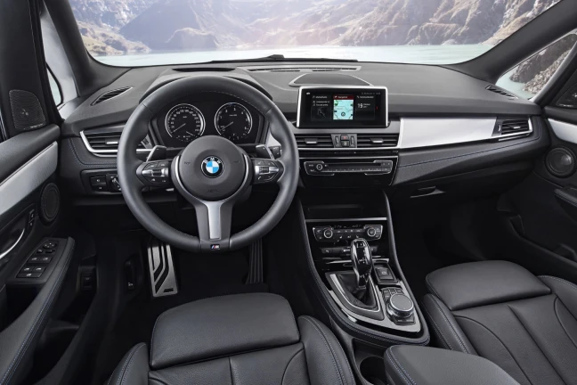 BMW 2-serie MPV Interior