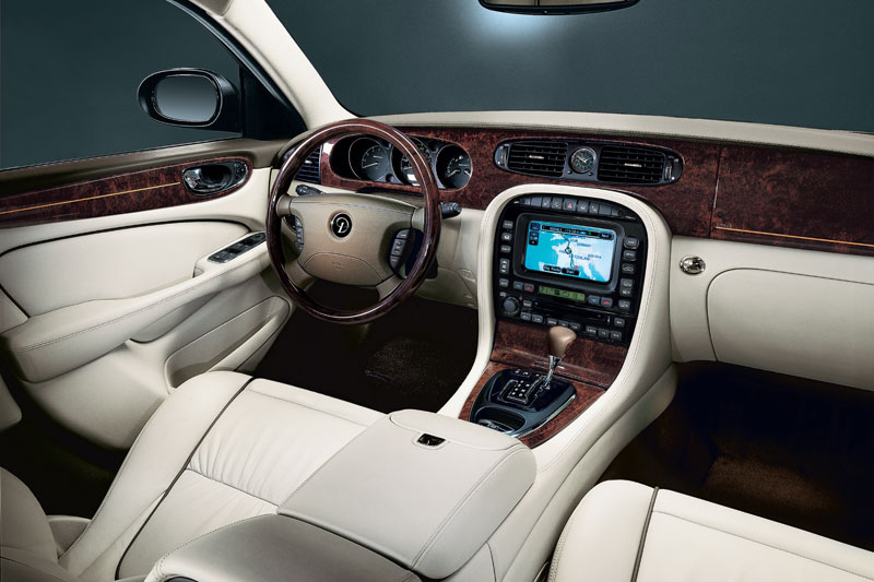 Daimler Super Eight Sedan Automaat 4.2 V8 S/C Interior