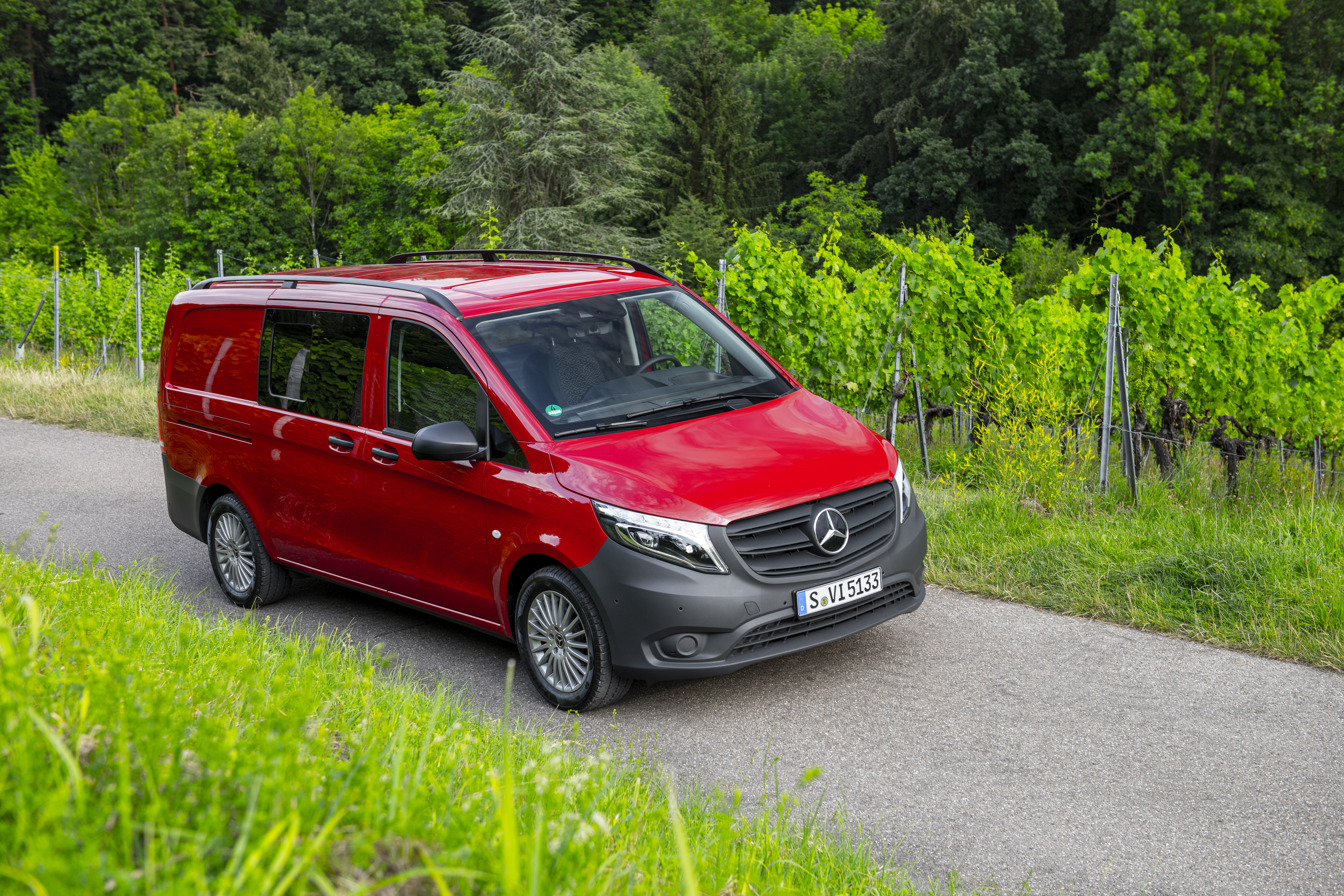 Mercedes-Benz Vito © 2021 Daimler AG.