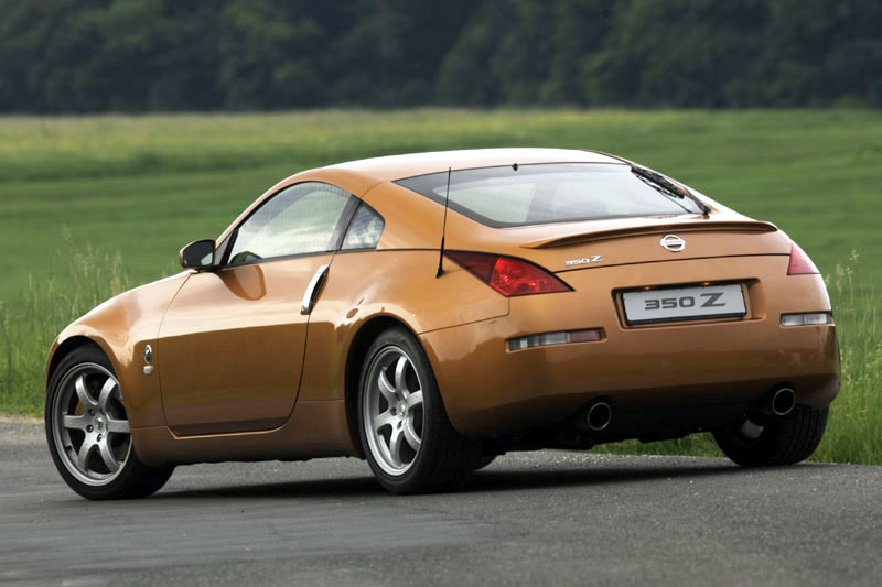 Nissan 350Z Coupé Handgeschakeld Rear