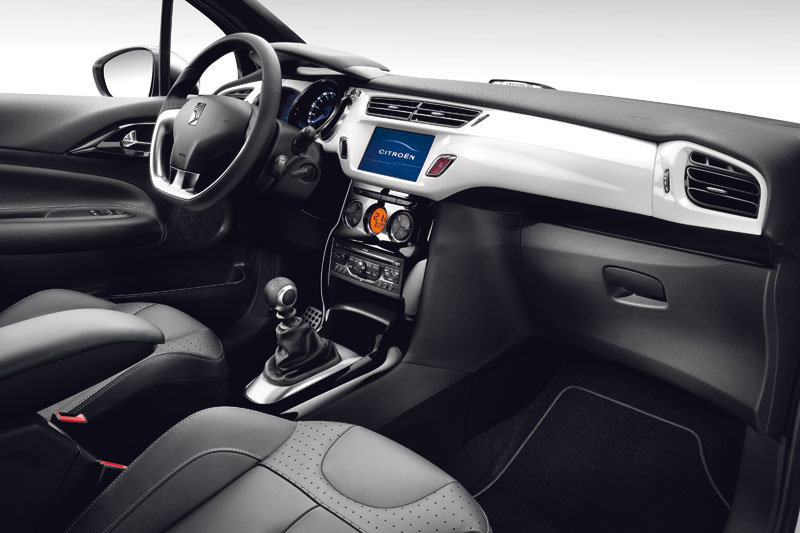 Citroën DS3 Cabrio binnenkant 