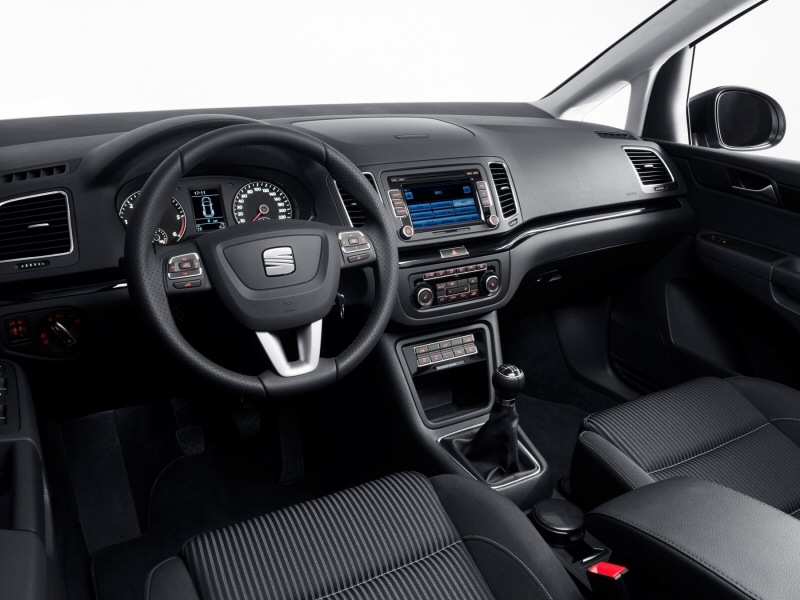 SEAT Alhambra MPV Interior
