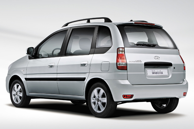 Hyundai Matrix MPV Rear