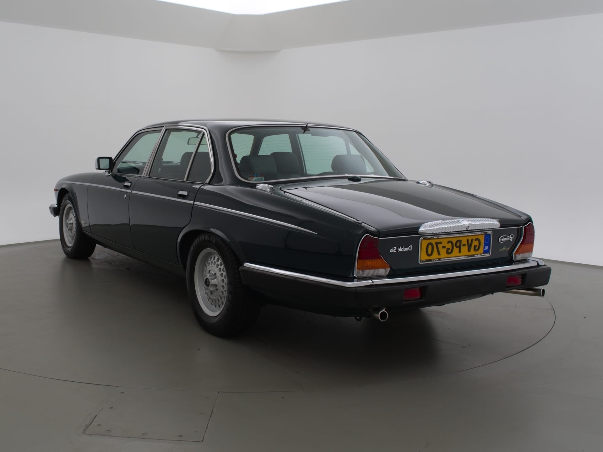 Daimler Super Eight Sedan Automaat 4.2 V8 S/C Model,Front