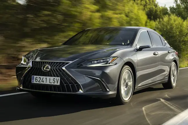 Lexus ES 2018 gray front