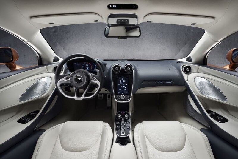 McLaren GT 2020 interior